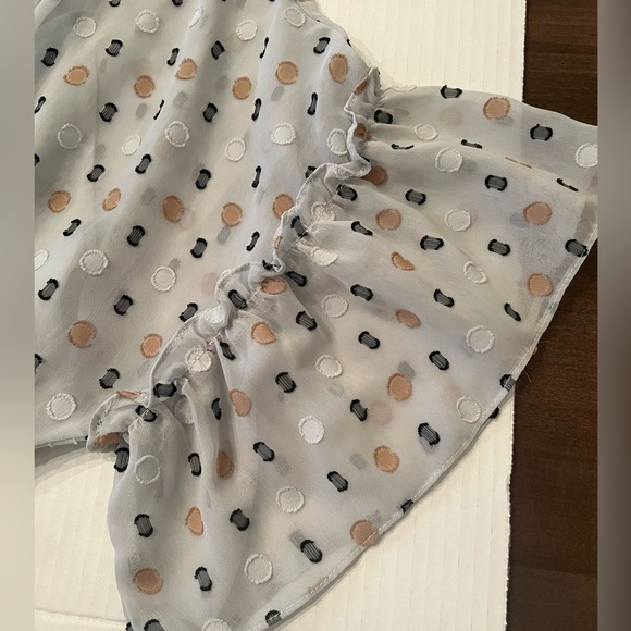 CURRENT AIR LOS ANGELES SHEER  V NECK  TOP. SIZE SMALL WITH ATTACHED CAMISOLE - Picture 9 of 11